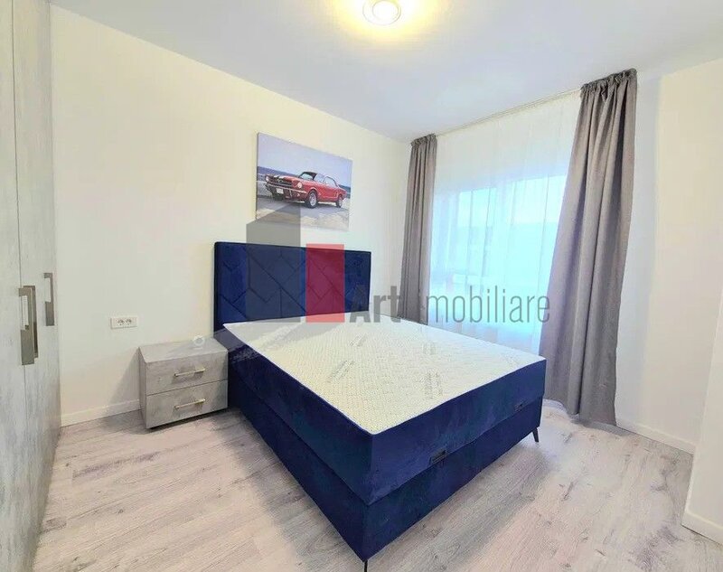 Aparatorii Patriei- Apartament cu camere de inchiriat- centrala+ loc de parcare