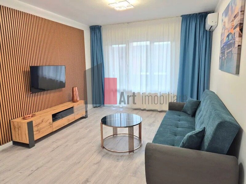 Aparatorii Patriei- Apartament cu camere de inchiriat- centrala+ loc de parcare
